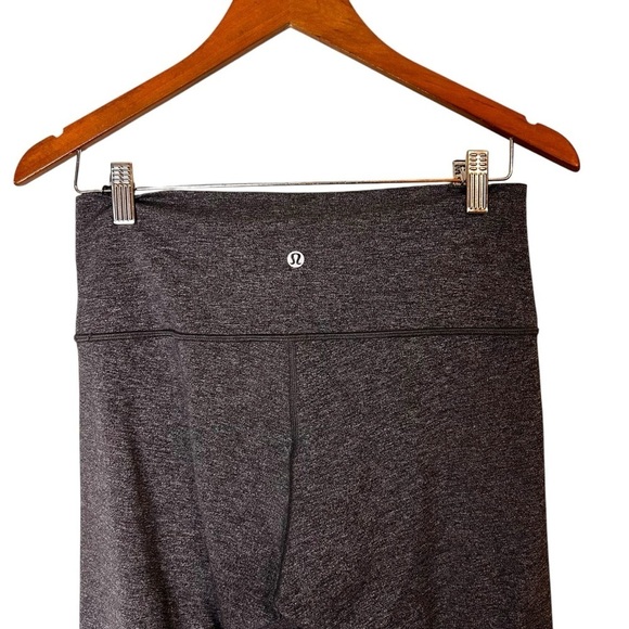 Lululemon Wunder Under Crop (Hi-Rise) *Luxtreme 21" Heathered Black- Size 10 - Picture 9 of 13